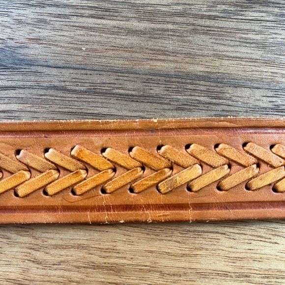 WESTERN Style Belt Tan Leather Lacing Design Removable Buckle Rodeo Stampede - Picture 8 of 12